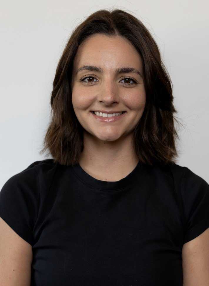 Portrait of Ariana Giglio, Osteopathic Manual Practitioner